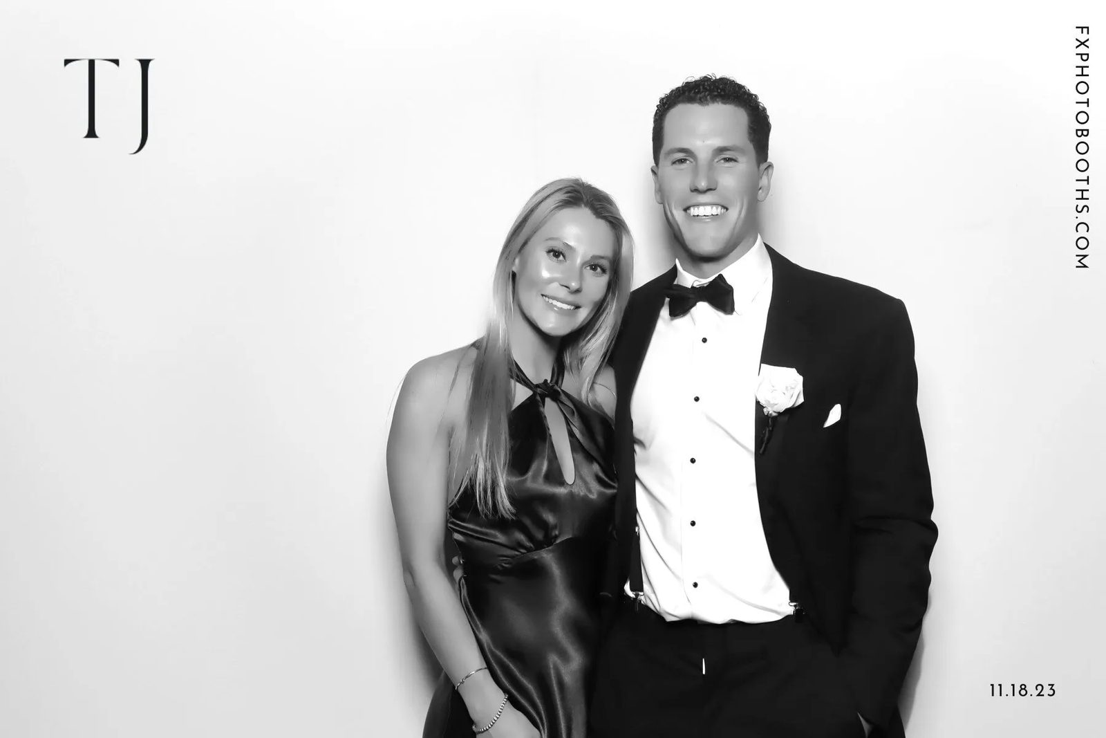 Glam photo booth rental in Lancaster