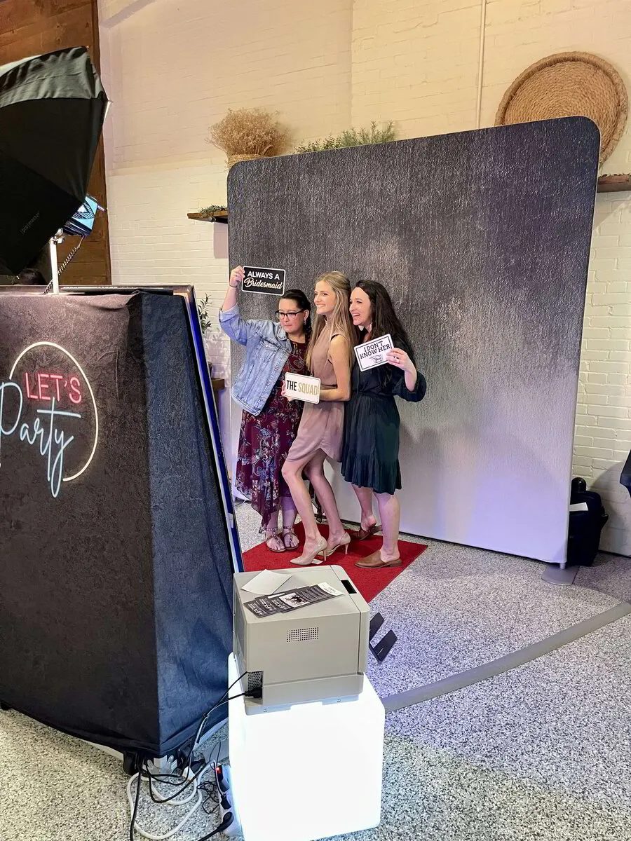 Mirror Photo Booth Rental Reading