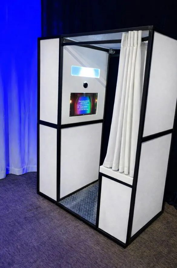 FX Photo Booths enclosed photo booth rental